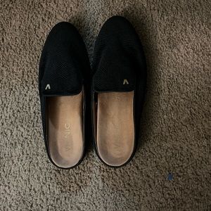 VIONIC shoe for women size 6 like new, I accept offers
